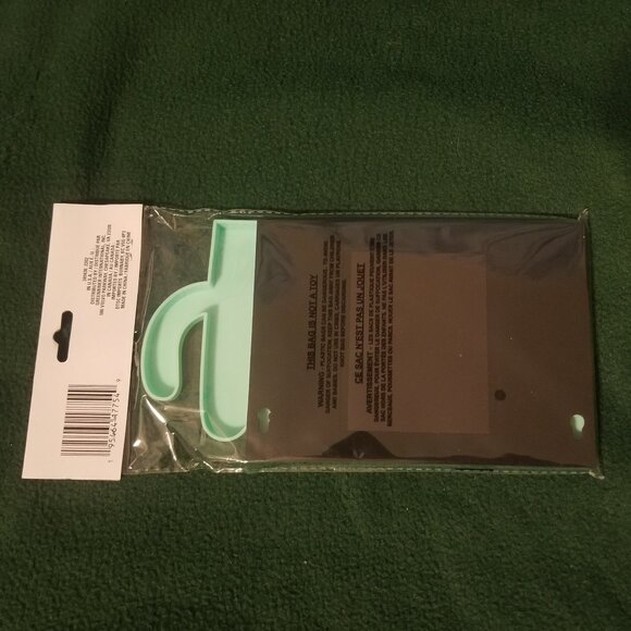 NWT magnetic cork board with cactus frame - Picture 2 of 2